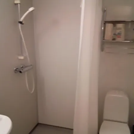 One Bedroom Flat 32sqm With Balcony شقة *